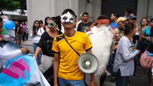 Orgullo Guayaquil o Pride Guayaquil Gay 2013 - Asociación SIlueta X - Campaña tiempo de Igualdad por un Ecuador Libre de discriminacion (1)